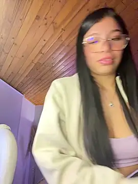 maddy_piink (F teen) - Show pussy 🍒