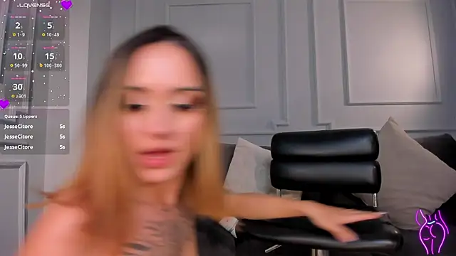 MollySundersX webcam