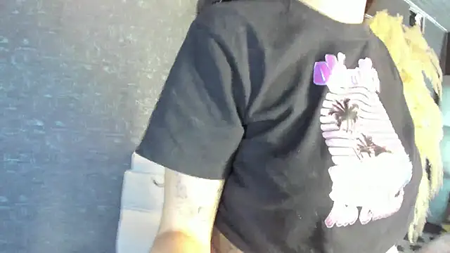 Susa1userma_ webcam