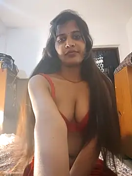 cute_radhikaa webcam
