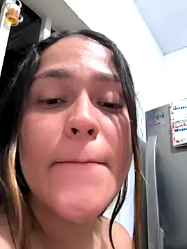 Nadia_hasbun webcam