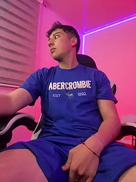 oliver_kyy webcam