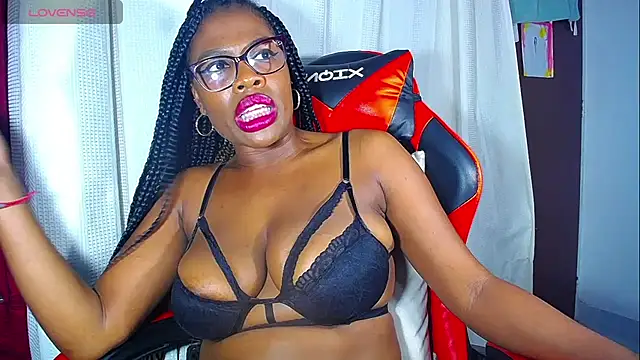 DanisaBrown webcam