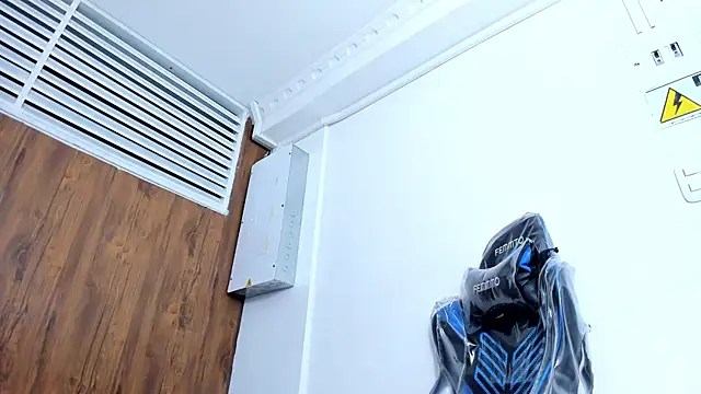 Cleopatra_Trans webcam