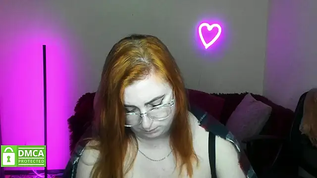 Alicia_love00 webcam