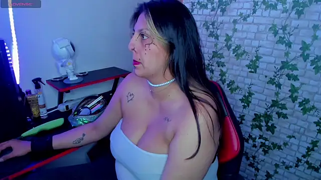 MIABOOBS__ webcam