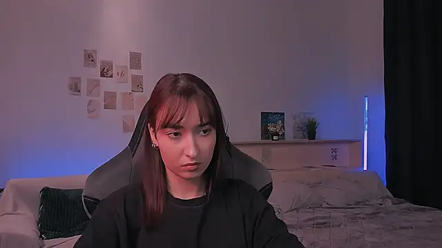 yourfitoviolett webcam