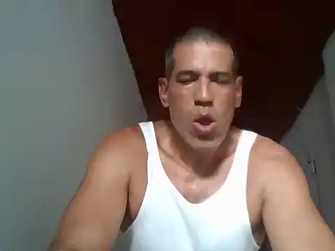 jackbigcock11 webcam
