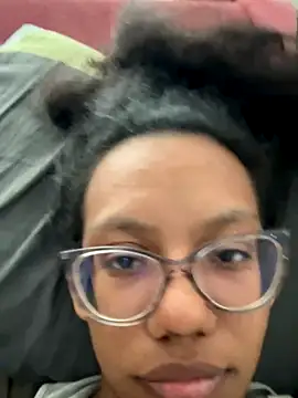 Curly_lily webcam