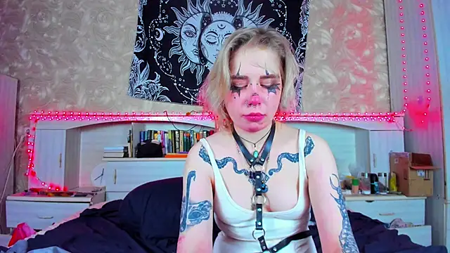 Aru_Koto webcam