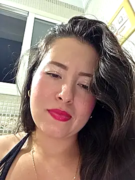 NeredaXxx webcam