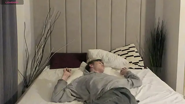 LouieEvans webcam