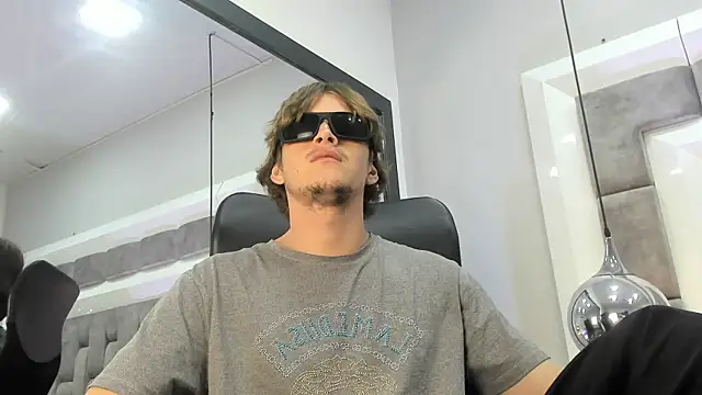 AnthonyAlso webcam