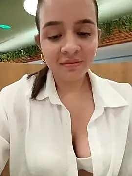 Julieth_hot-69