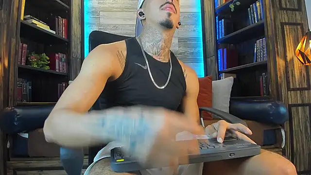 Donovan_Desmond webcam