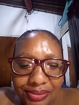 YELLOW_BONE webcam