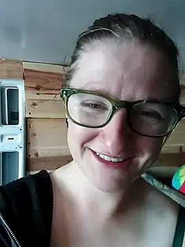 Feralfealty webcam