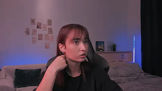 yourfitoviolett webcam