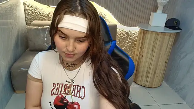 black_russo_r webcam