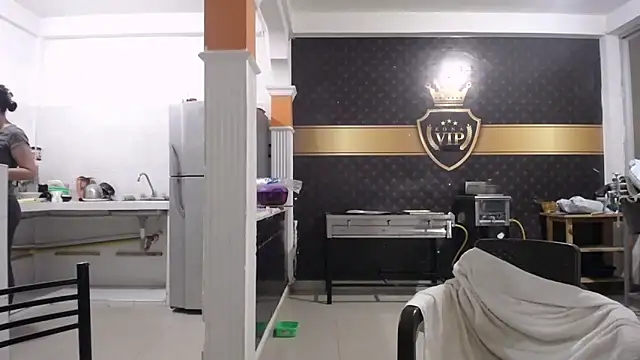 yohacriss webcam
