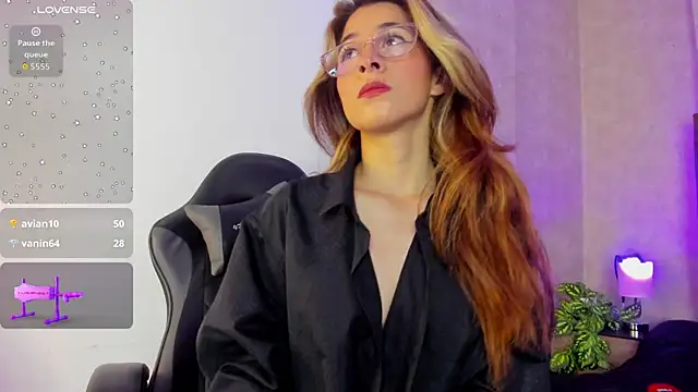 Sara_Roades webcam
