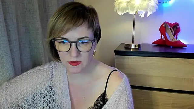 feliziaDesire webcam