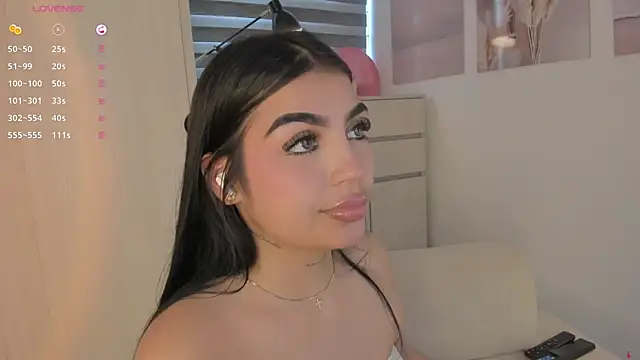 EmmyKenner webcam
