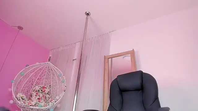 CannelaSmith webcam