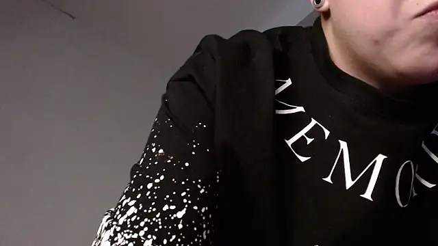 Sexyboy_666 webcam