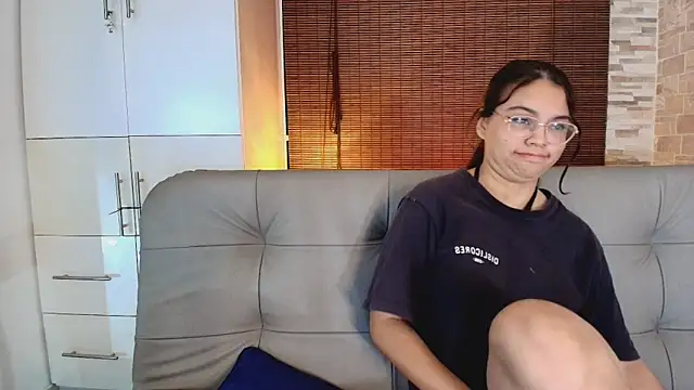 miaa_lux webcam