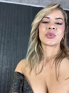 niki_la_rose_2_0 webcam