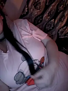 Ariana381 webcam