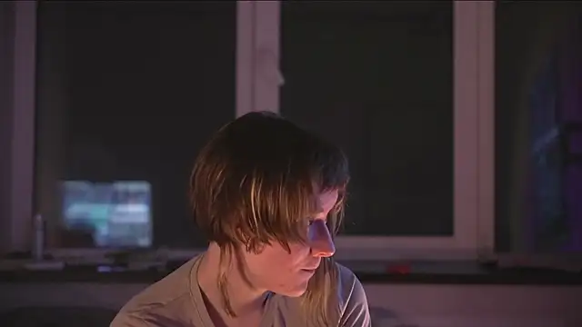 RikkiSanchez webcam