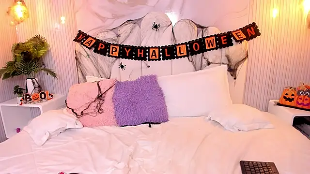 luna_hot_ass webcam