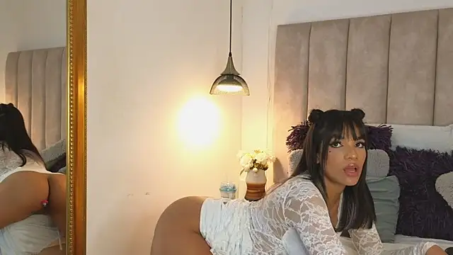 arianaa_miller_