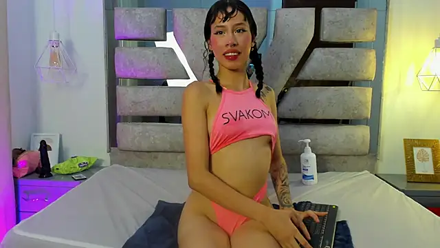 RoxanneCrush_ webcam