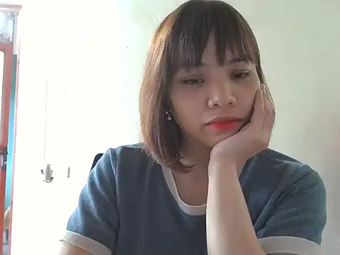 Angela-Eira webcam