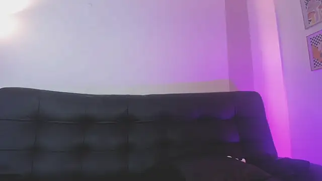 Hot3someParty webcam