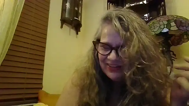 DestineeLoverGirl webcam