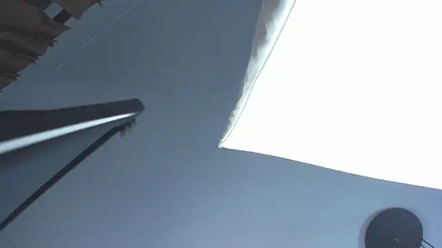MissRhodes1 webcam