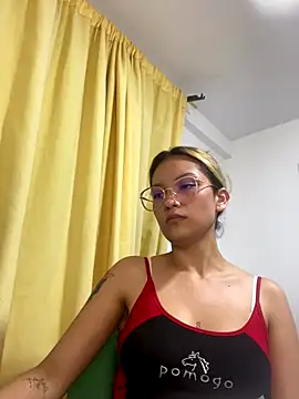 baby_lizy webcam