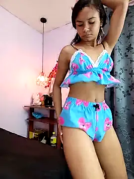 liz7skinny webcam