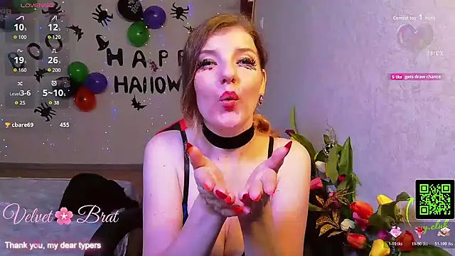 VelvetBrat webcam