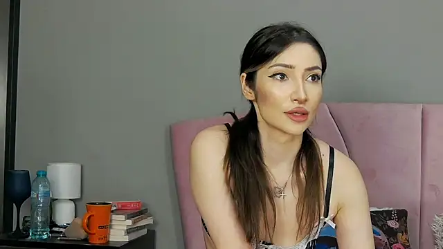 AriannaMoonXx webcam
