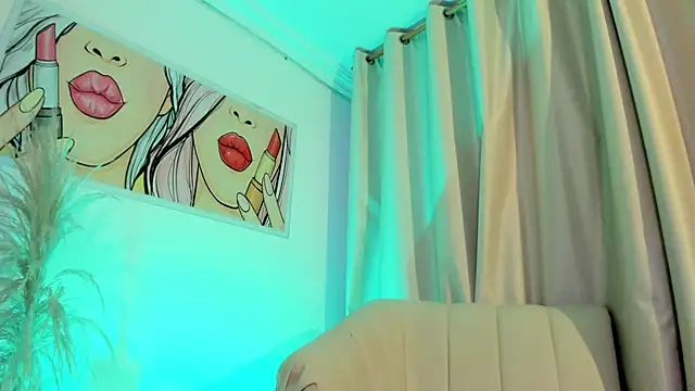 SkiinnyAna webcam
