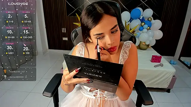 Lolly_18 webcam