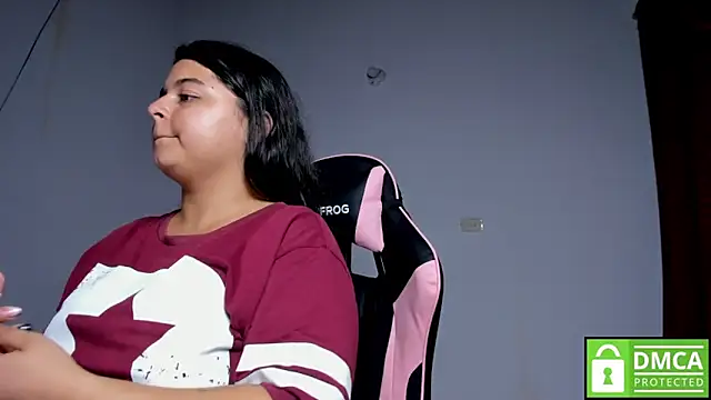 Little_Shaara webcam