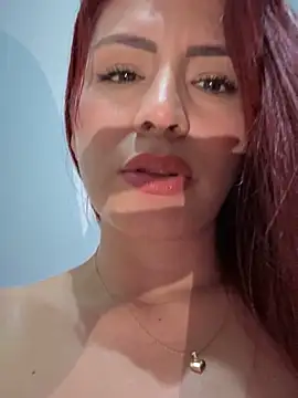 LINDA_PATTY94 from StripChat is Freechat