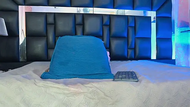 sh_malala webcam