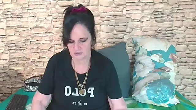 LuciousGrace webcam